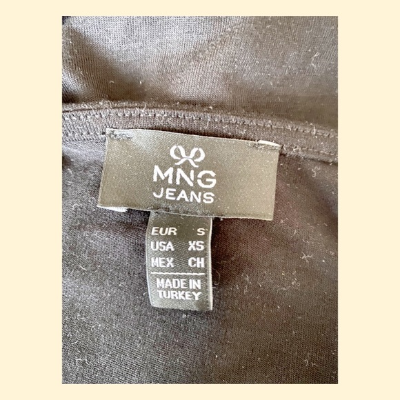 🪐MANGO Tee🪐 - Picture 5 of 6